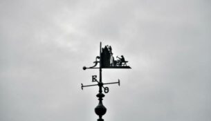 Girouette Artisan couvreur de Dampierre-sous-Bouhy