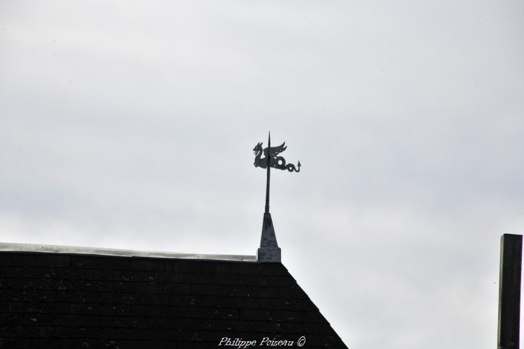 Girouette dragon de Millay un patrimoine