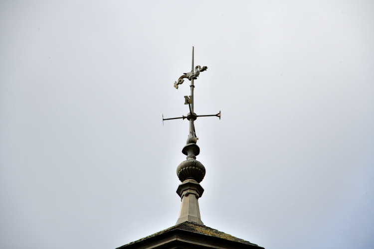 Girouette de la mairie de Prémery un beau patrimoine