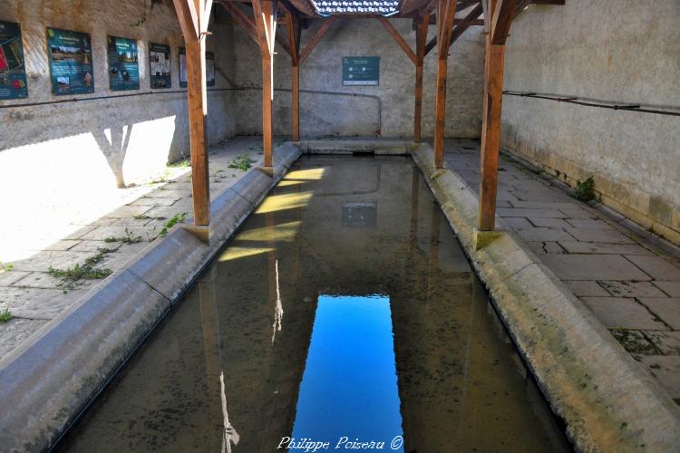 Le grand lavoir de Donzy