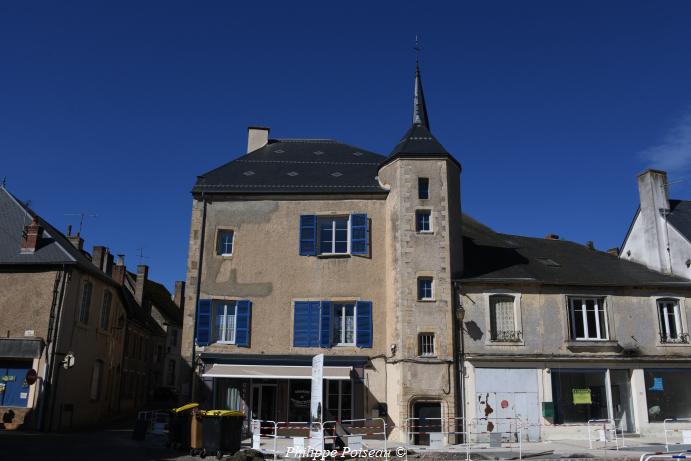 Grenier a sel de Moulins Engilbert