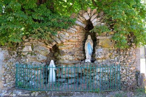 Grotte de la vierge de Brinon sur Beuvron