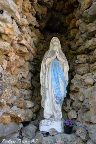 Grotte de la vierge de Brinon sur Beuvron