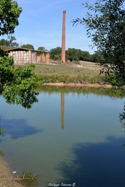 Haute cheminée du lieu dit Le Rolin