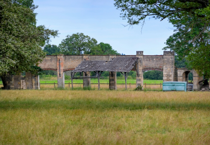 Hippodrome de Sermoise un beau patrimoine.