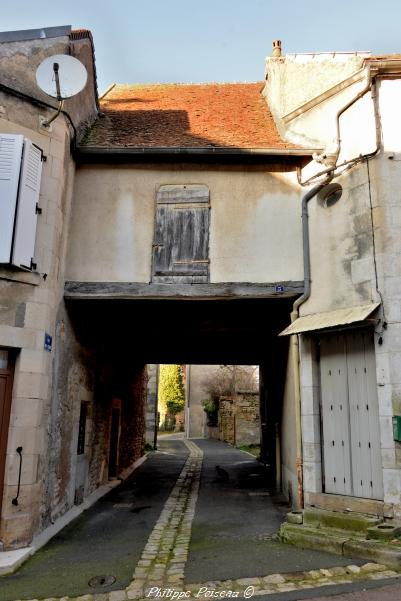 Hôtel de ville et beffroi de Varzy
