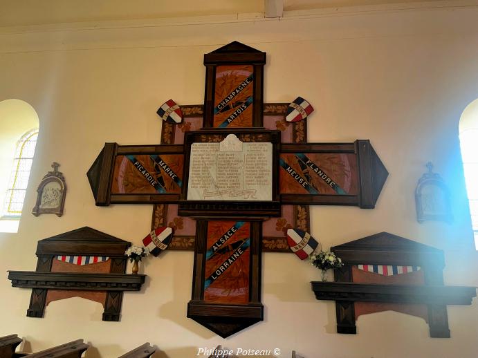 Intérieur de l'église de Moussy