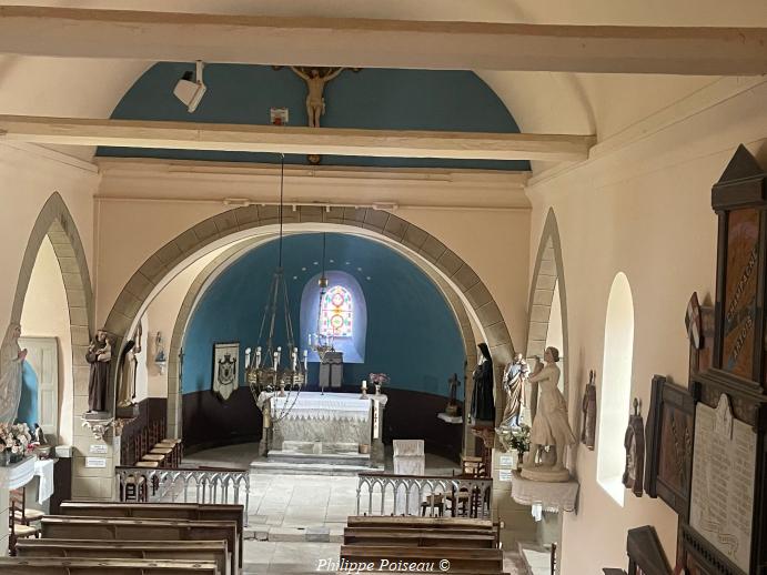 Intérieur de l'église de Moussy