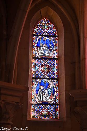 Intérieur de l'Église de Montreuillon Nièvre Passion