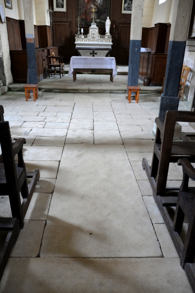 Intérieur de l'église de Tronsanges Nièvre Passion