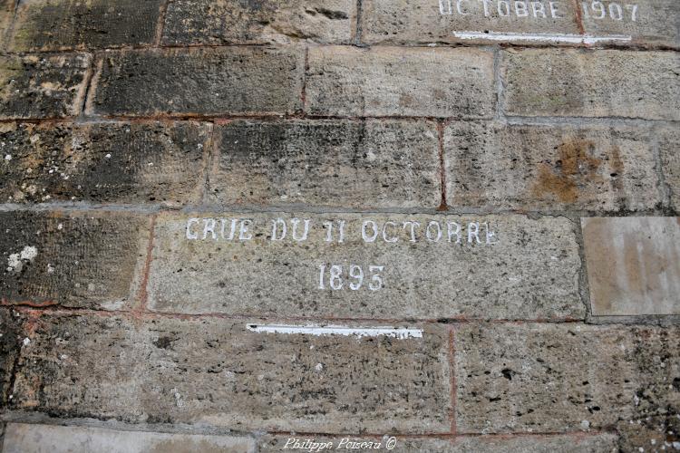 Crues de la Loire à la Charité-sur-Loire