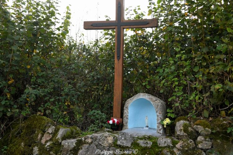 La Croix et la Vierge du Boulard un beau patrimoine