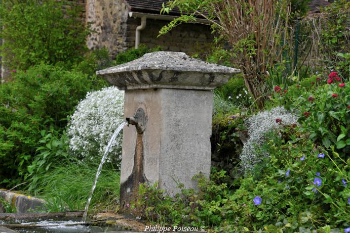 La belle fontaine de Chalvron