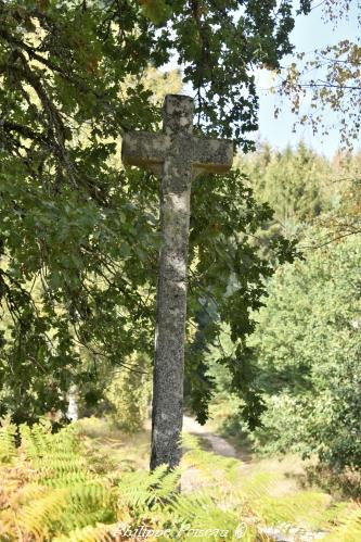 La croix Grenot Nièvre Passion