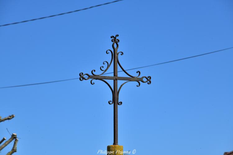 Croix de carrefour d'Asnois