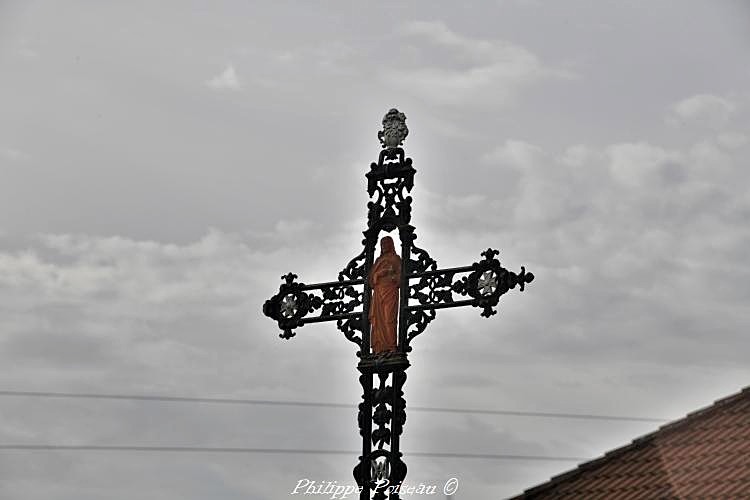 La croix d'Azy