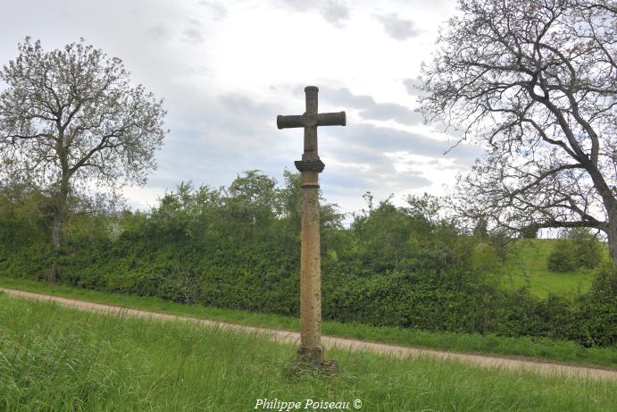 La croix de Charancy un patrimoine