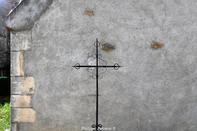 La croix du lavoir de Charlay