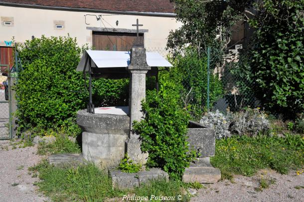La petite croix de Cropigny