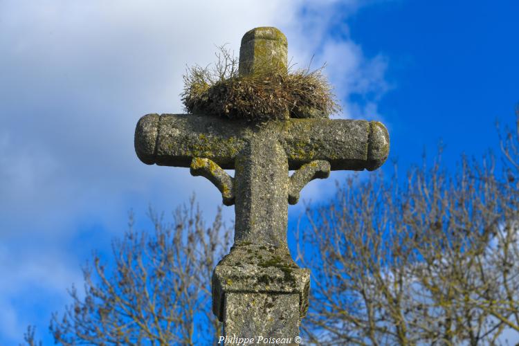 La croix de « Les Cieux » un beau patrimoine