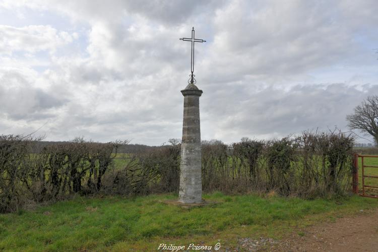 La croix de Louvrault