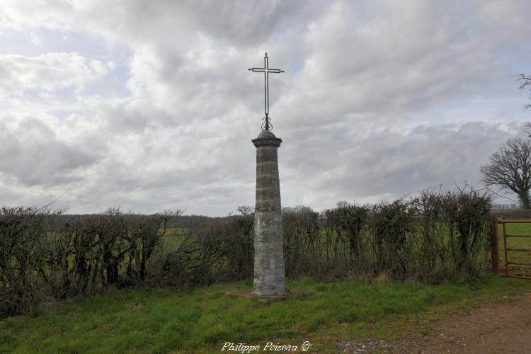 La croix de Louvrault