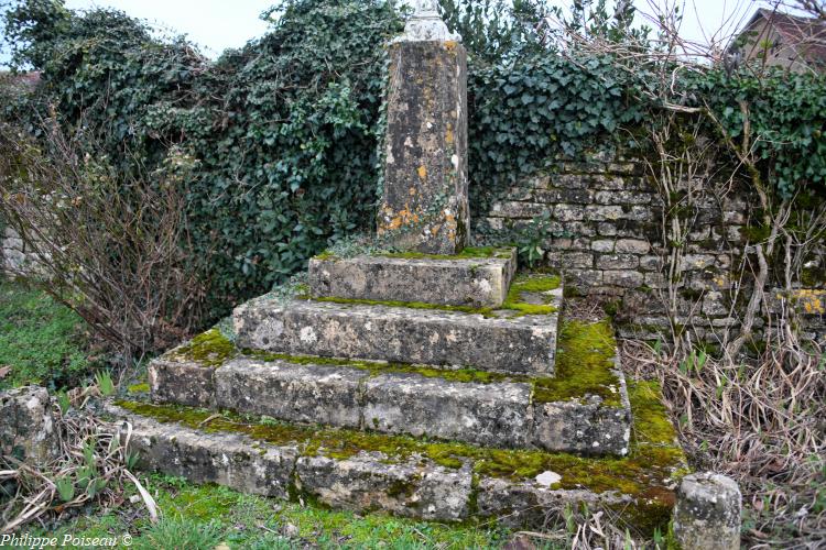 La croix de Machigny