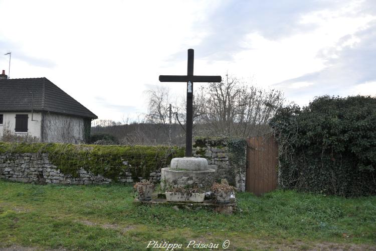 La croix de Marcilly un beau patrimoine