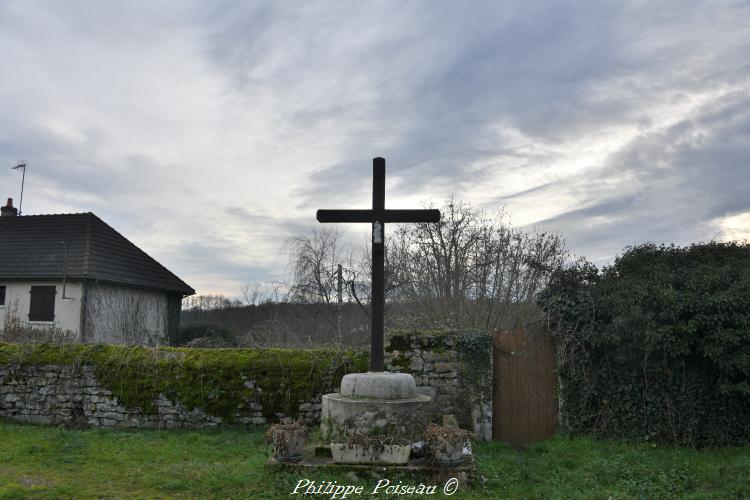 La croix de Marcilly