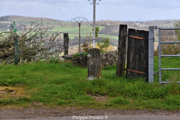 La Croix de Marigny la Ville