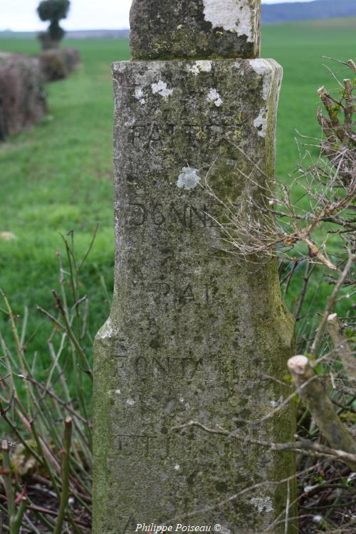 La croix du hameau de Flez