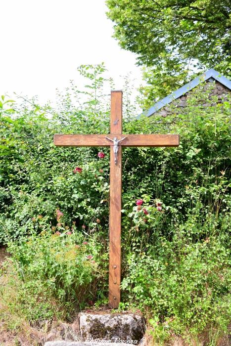 La croix du hameau de Jeaux 