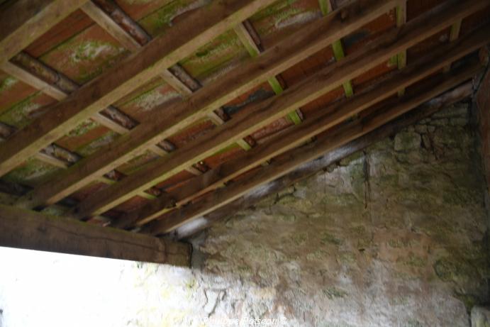 Lavoir au centre de Saint Martin du Puy