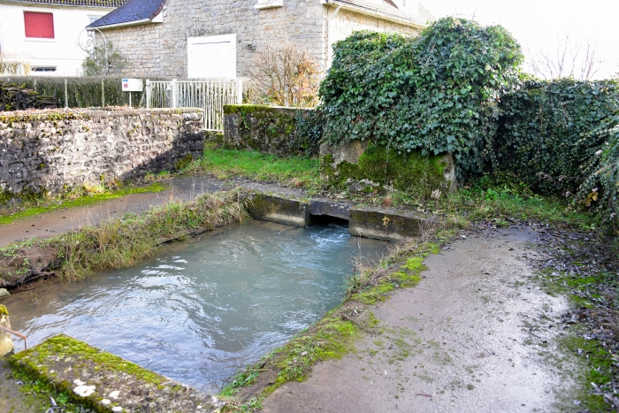 Le lavoir de Baye un beau patrimoine vernaculaire