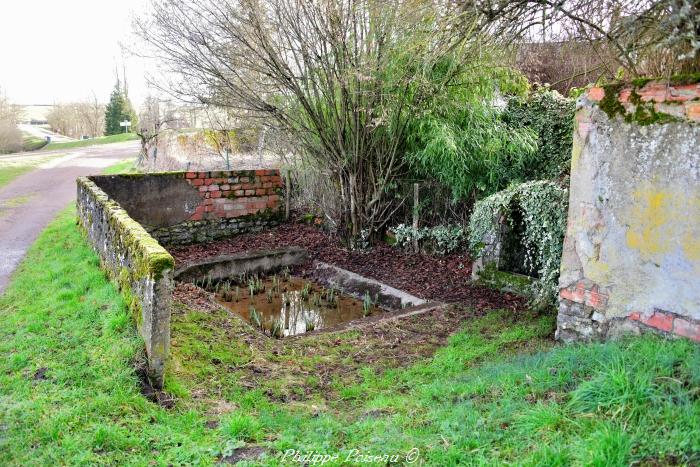 Lavoir du centre de Bazolles