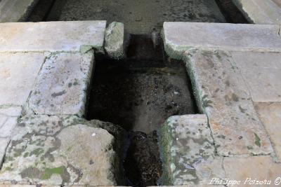 Lavoir du village de Cervenon Nièvre Passion