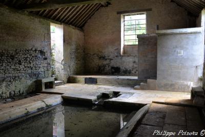 Lavoir du village de Cervenon Nièvre Passion