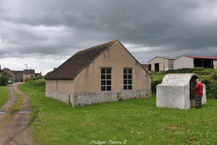 Le lavoir de Cervon