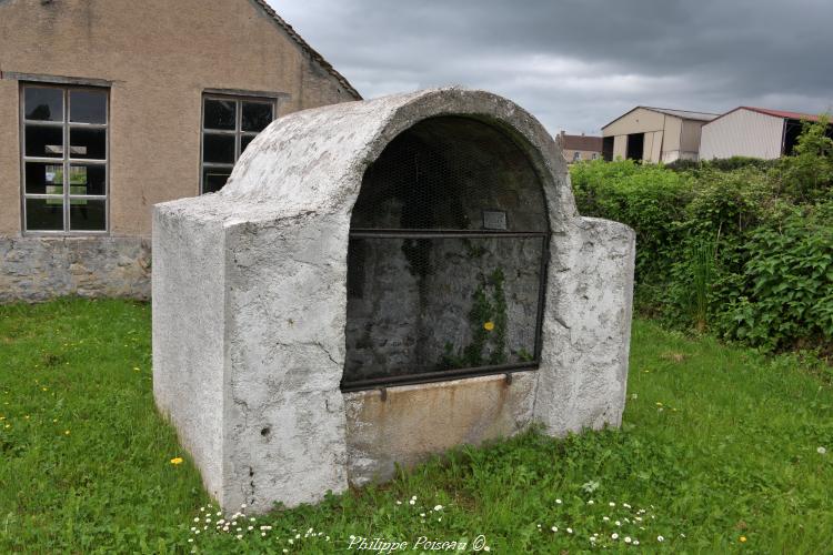 Le lavoir de Cervon