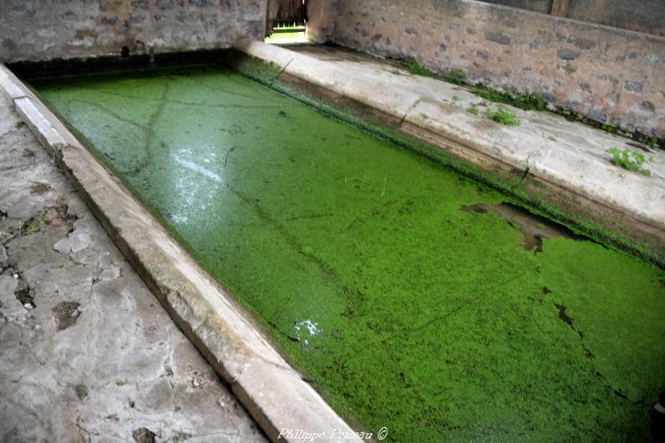 Le lavoir de Cervon