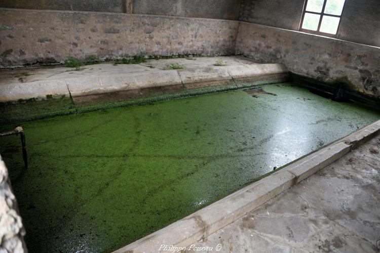 Le lavoir de Cervon