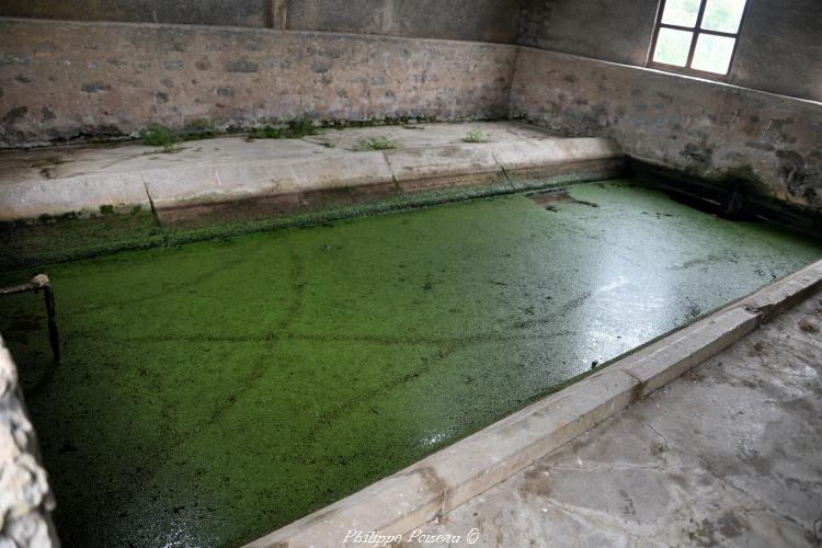 Le lavoir de Cervon