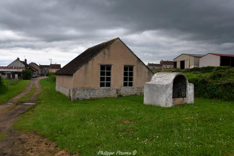 Le lavoir de Cervon