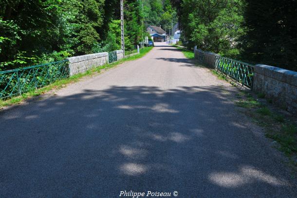 Le Pont de Chalaux