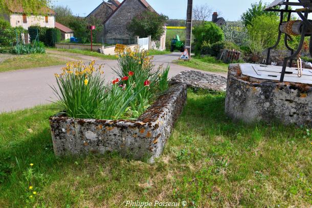 Lavoir de Cuncy-lès-Varzy centre