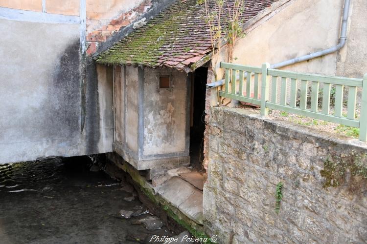 Lavoir privé Notre-Dame de Donzy un patrimoine