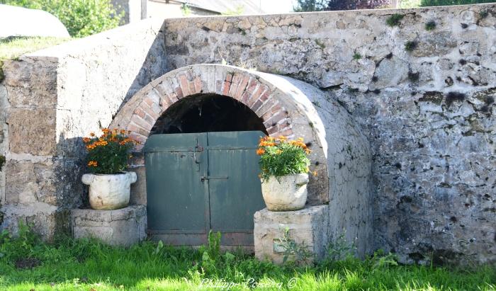 Lavoir de Dun Sur Grandry