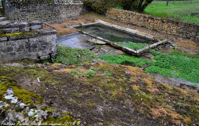 Lavoir de Giverdy Nièvre Passion