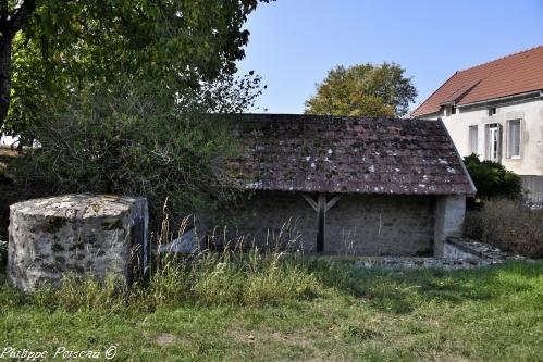 Lavoir de La Villaine un patrimoine vernaculaire