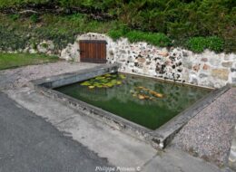 Lavoir de "Le Mont"